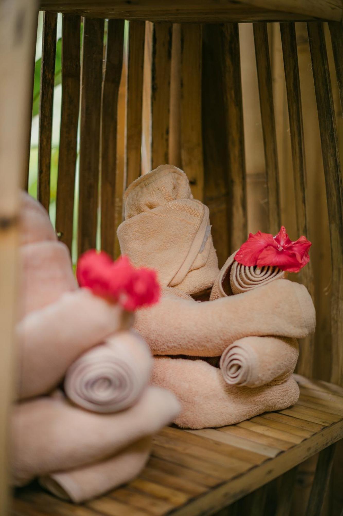 Alamvaya Bali Bamboo House Villa Sidemen  Exteriör bild